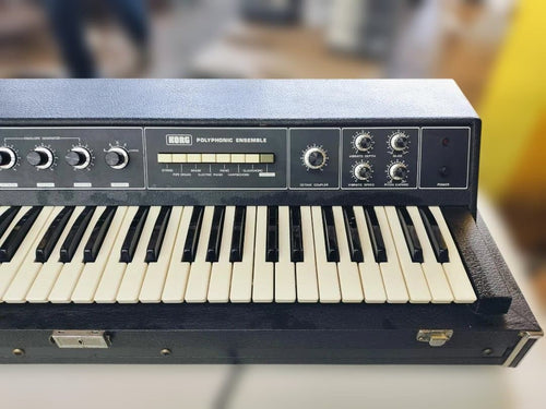 Korg Analog Synthesizers Pe-1000