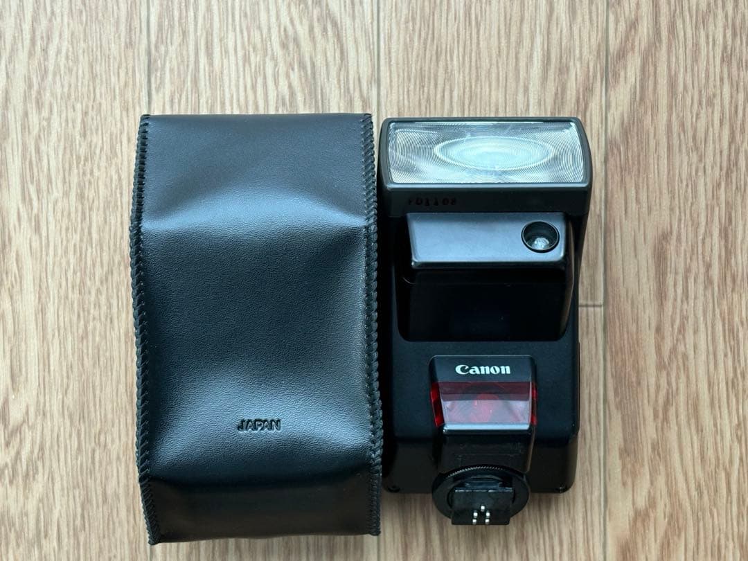 Flash 3 Canon 2 Pentax
