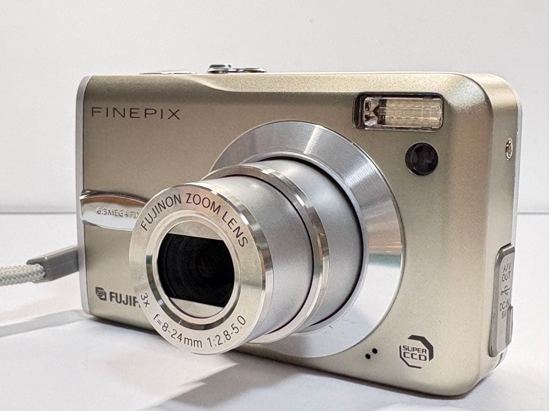 Fujifilm Compact Digital Camera Finepix F30