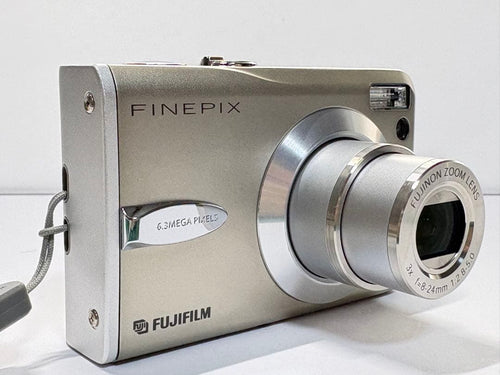 Fujifilm Compact Digital Camera Finepix F30