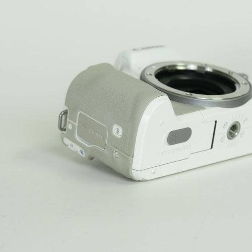 Canon Mirrorless Interchangeable Lips 2 Eos Kiss M2 Ef-M