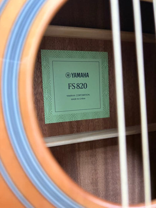 Yamaha Acoustic Guitars Fs820