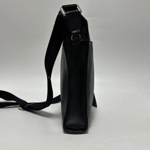 Bvlgari Shoulder Bags U21