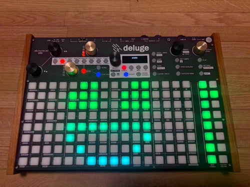 Samplers Synthstrom Deluge Oled