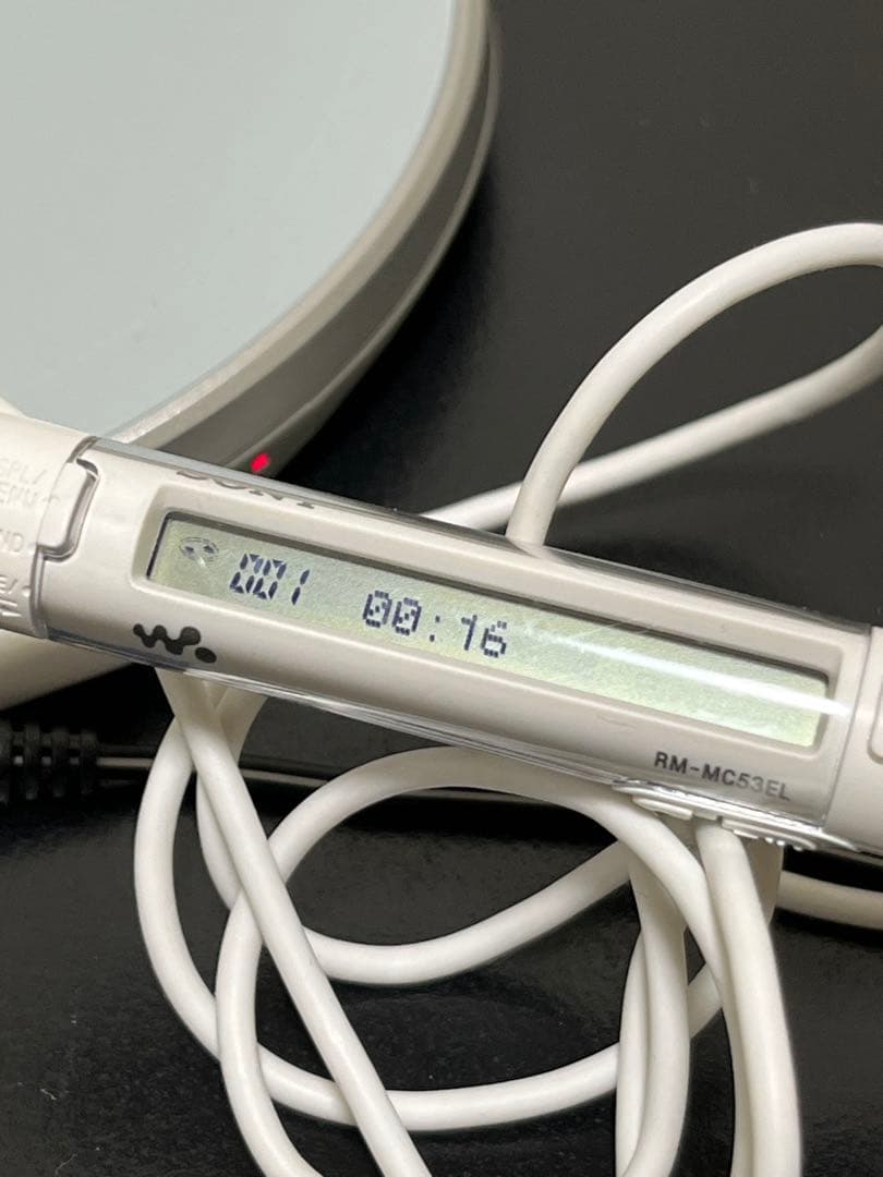 Sony Portable Cd Player D-Ne730 Walkman