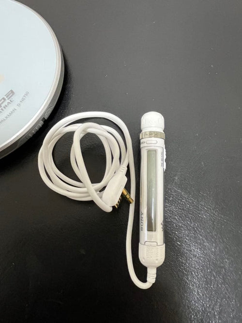 Sony Portable Cd Player D-Ne730 Walkman