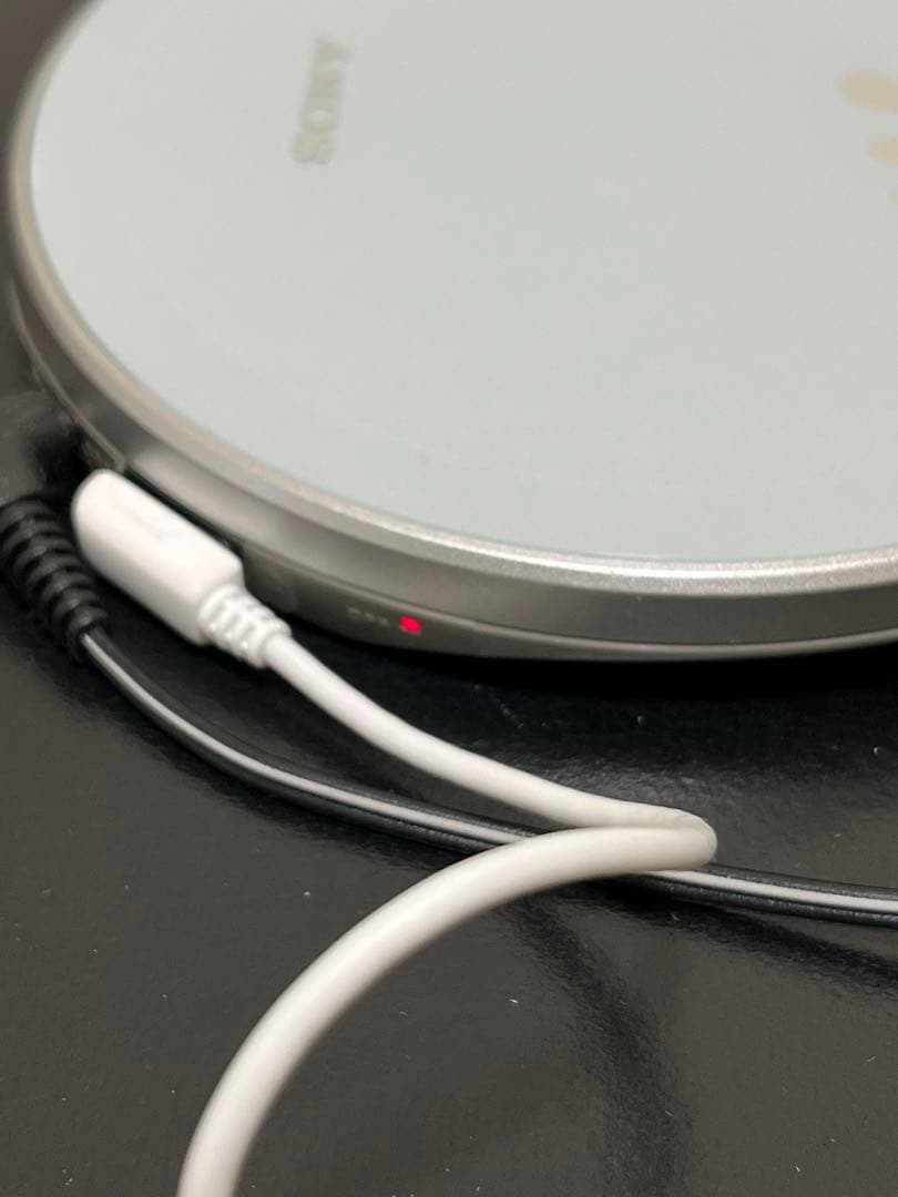 Sony Portable Cd Player D-Ne730 Walkman