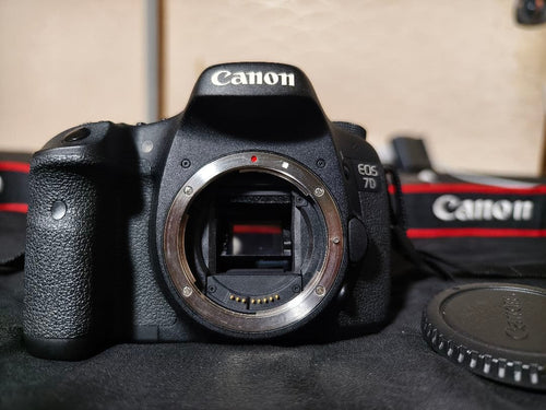 Canon Digital Slr Eos 7D