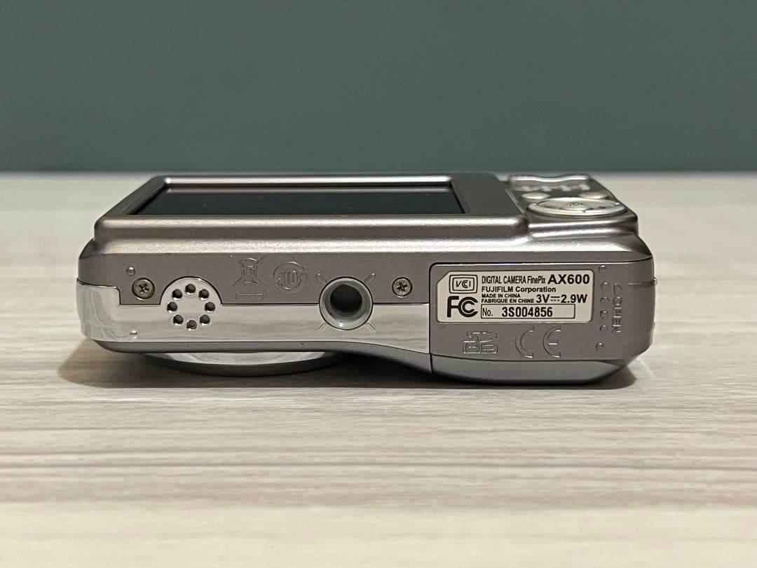 Fujifilm Compact Digital Camera Ax600 Sd
