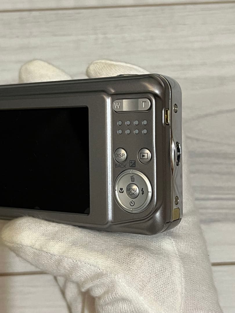 Fujifilm Compact Digital Camera Ax600 Sd