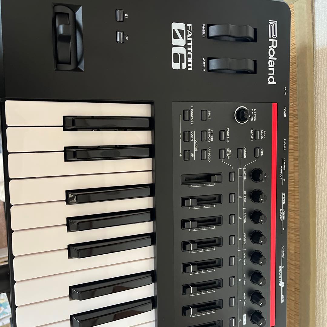 Other Roland Fantom-06