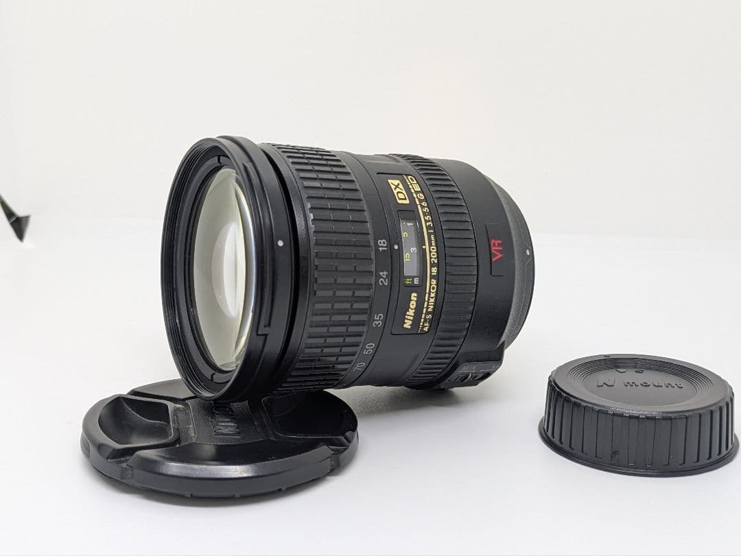Nikon Zoom Lenses 8 4 Af-S 18-200Mm Vr