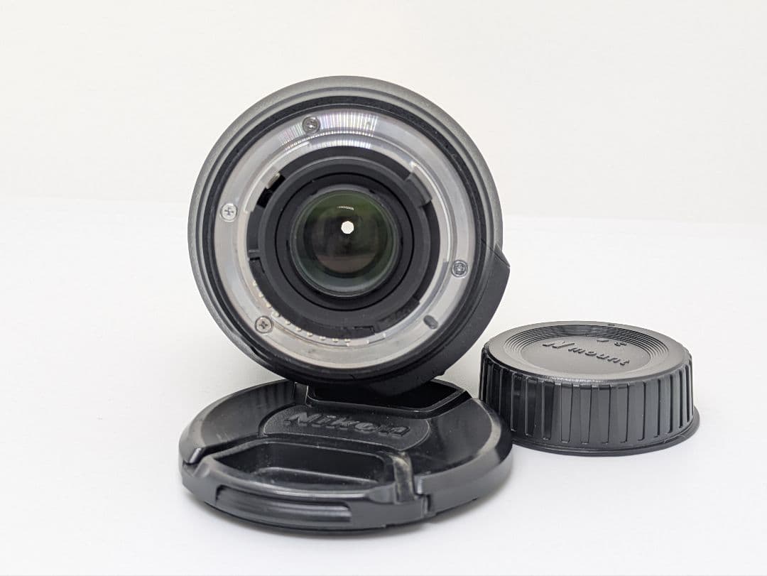 Nikon Zoom Lenses 8 12 Af-S 18-200Mm Vr