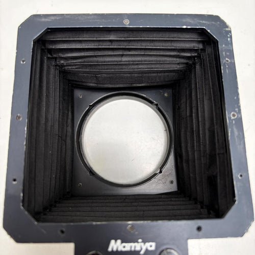 Mamiya Lens Hoods Bellows Hood 01