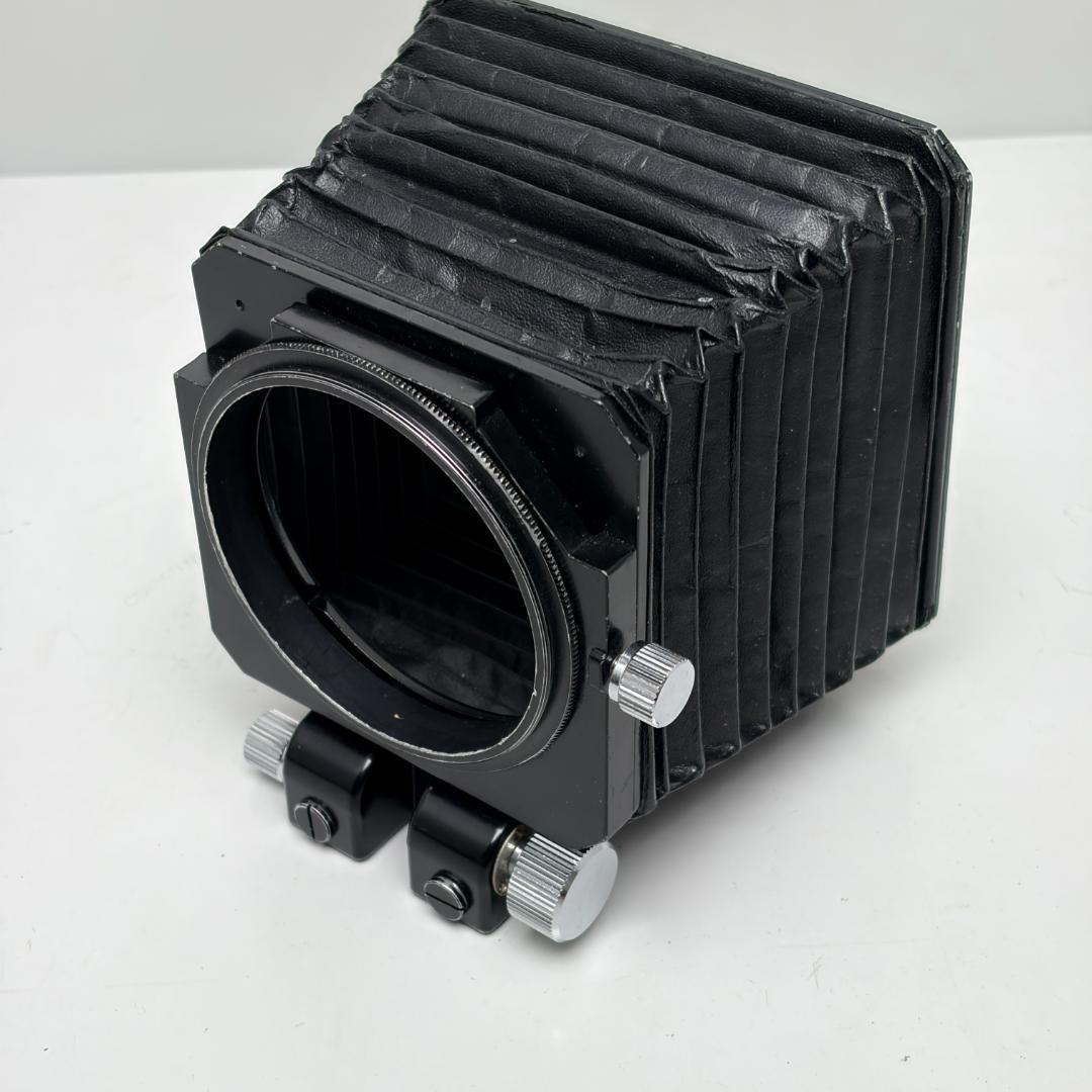 Mamiya Lens Hoods Bellows Hood 01