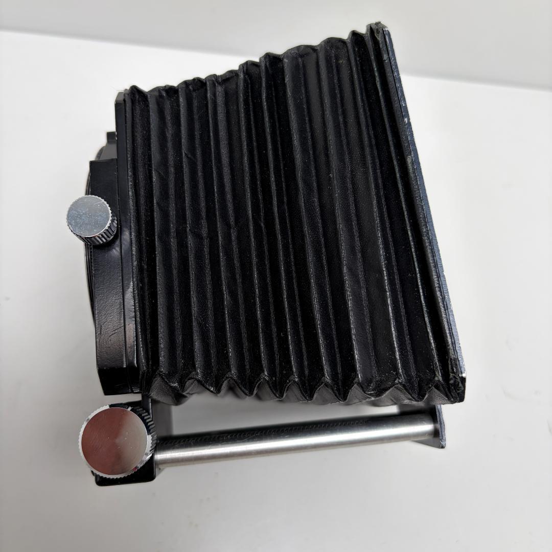 Mamiya Lens Hoods Bellows Hood 01