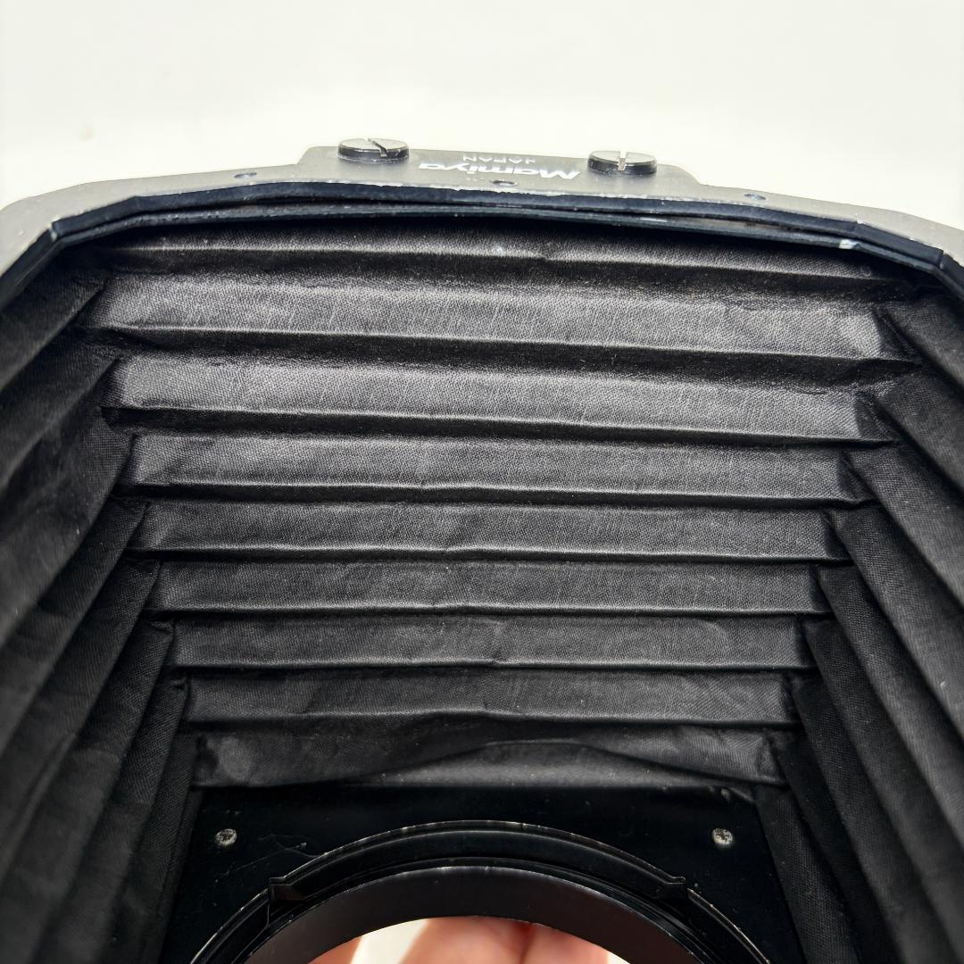 Mamiya Lens Hoods Bellows Hood 01