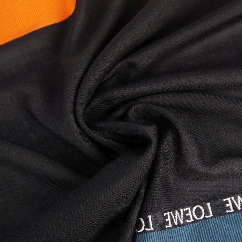 Loewe Stall Shawl