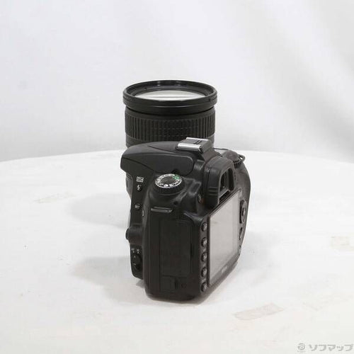 Nikon Digital Slr D90 Af-S Dx Vr 18-200G 262