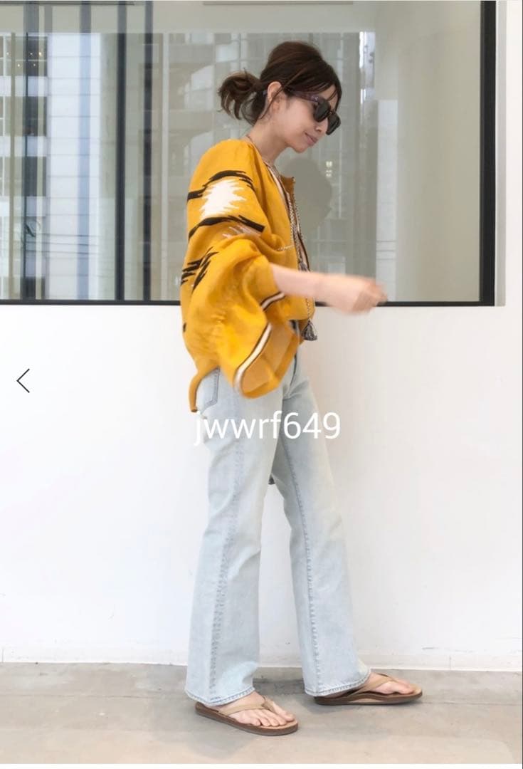 L'Appartement Long-Sleeve Vita Kin 17