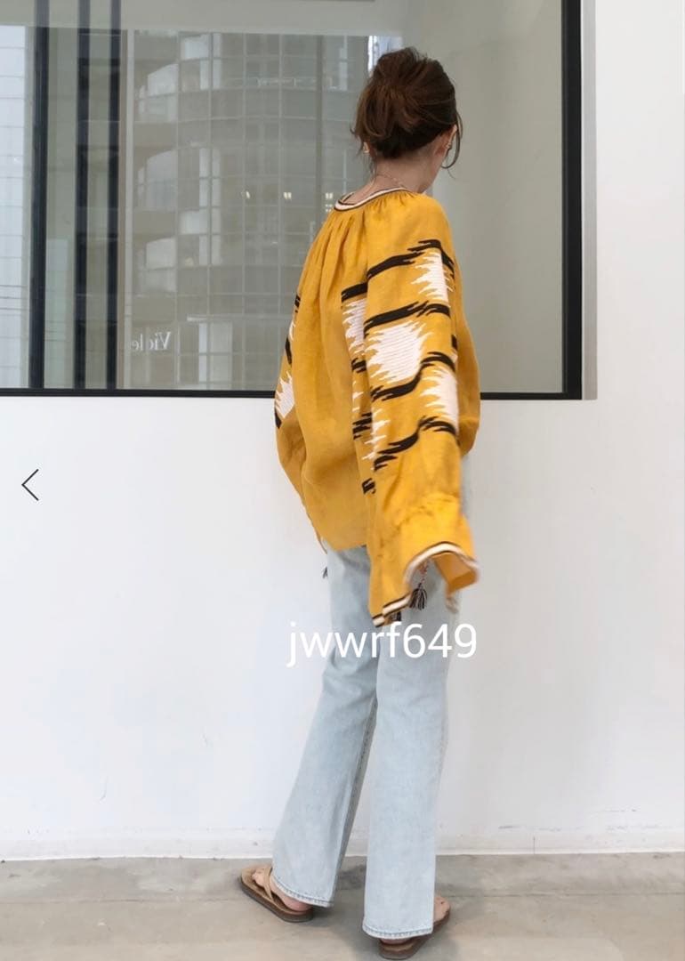 L'Appartement Long-Sleeve Vita Kin 17