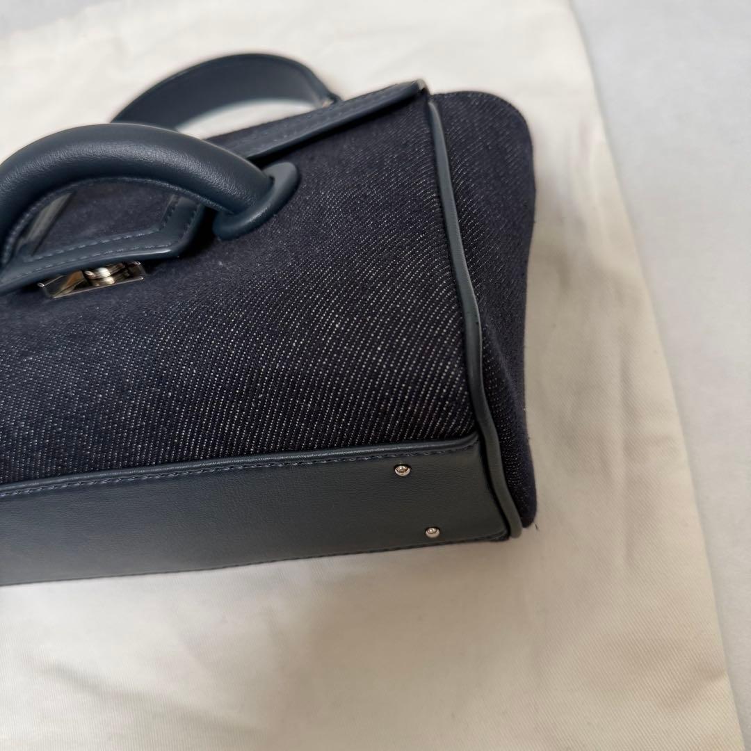 Vasic Shoulder Bag Ever Mini