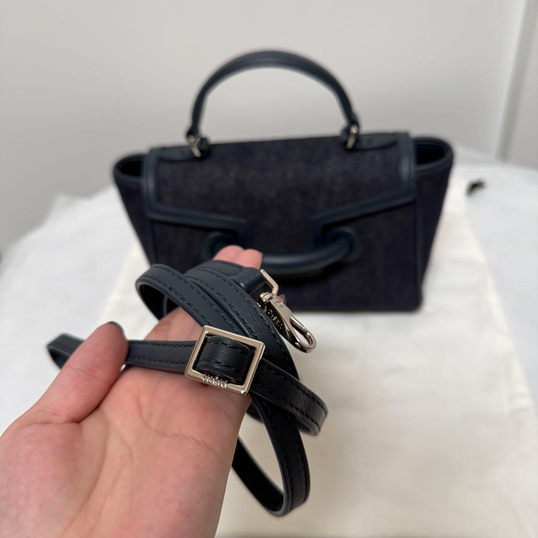 Vasic Shoulder Bag Ever Mini