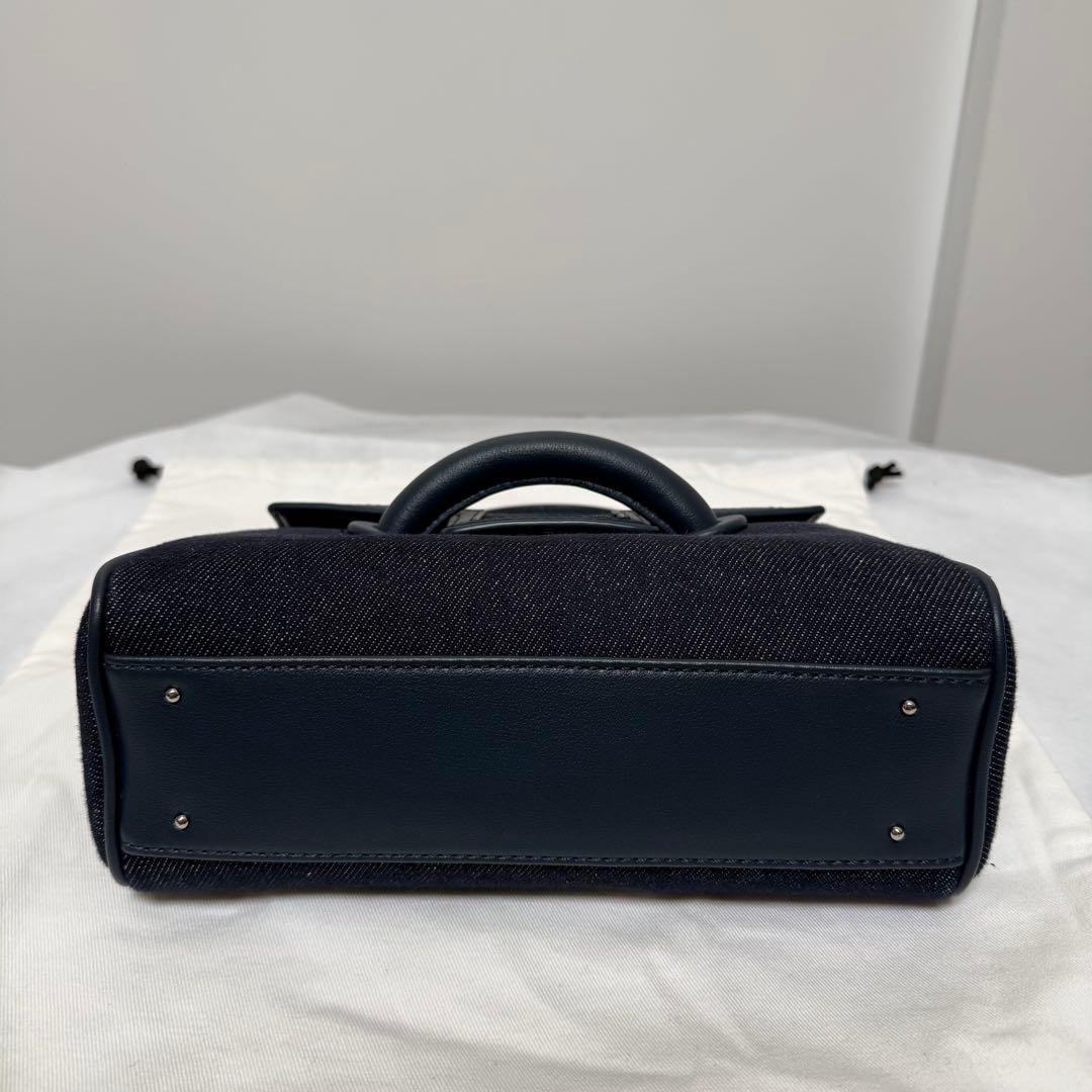 Vasic Shoulder Bag Ever Mini