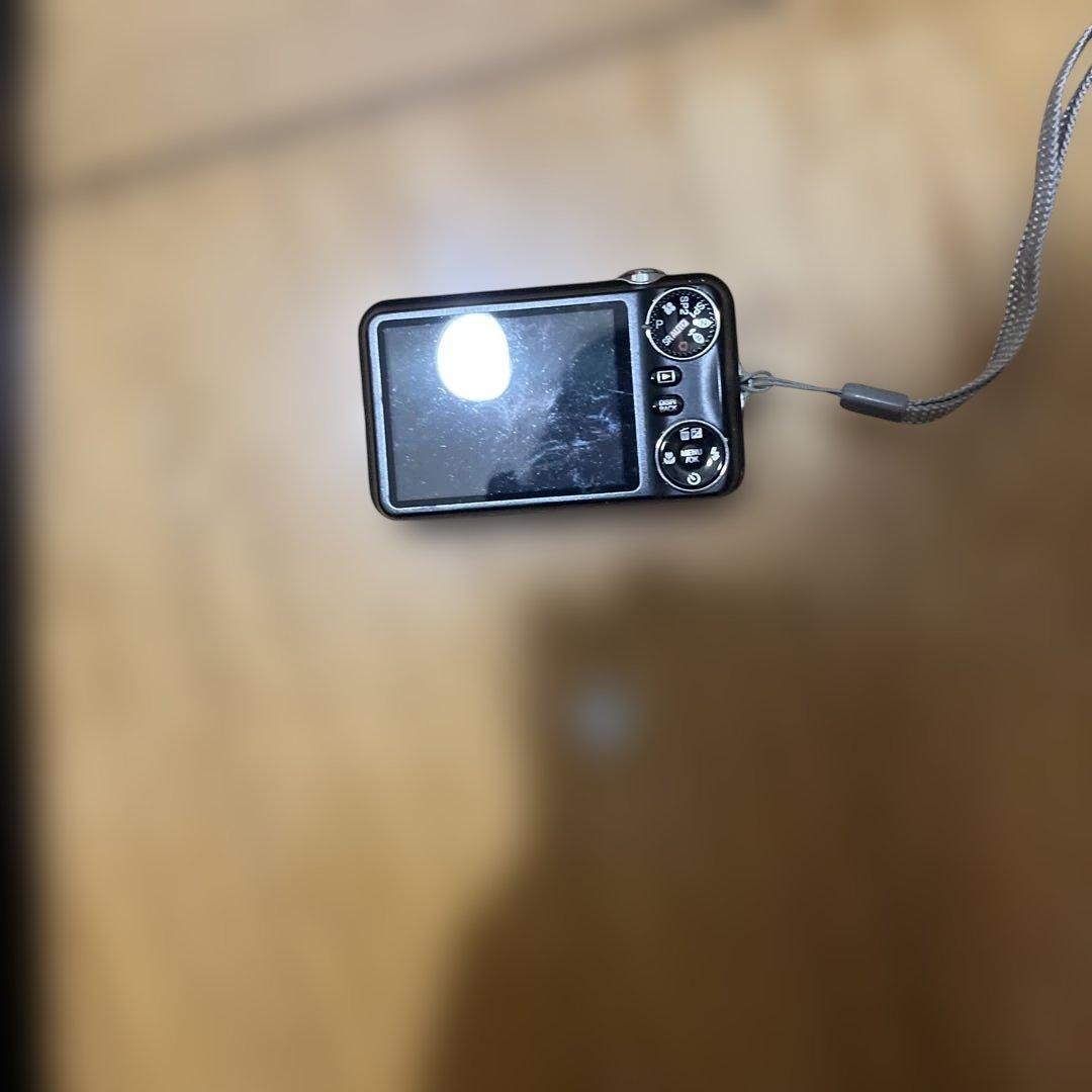 Fujitsu Compact Digital Camera