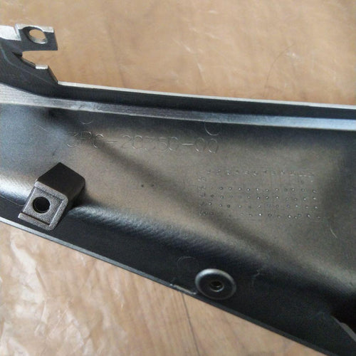 Yamaha Cowl Fender