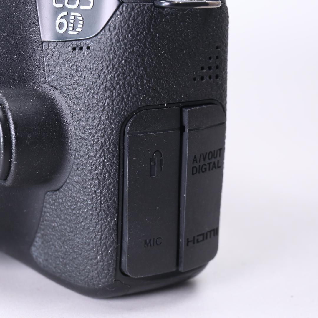 Canon Digital Slr 6D Ef 24-105Mm F4 L 559