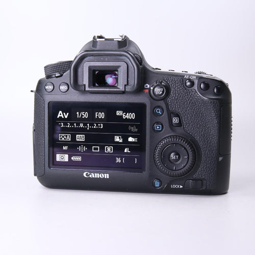 Canon Digital Slr 6D Ef 24-105Mm F4 L 559