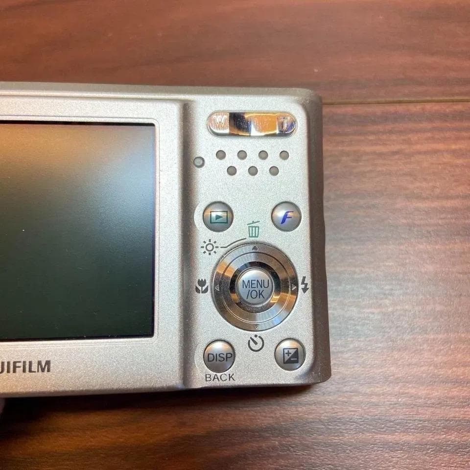 Fujifilm Compact Digital Cameras Finepix F30 3442