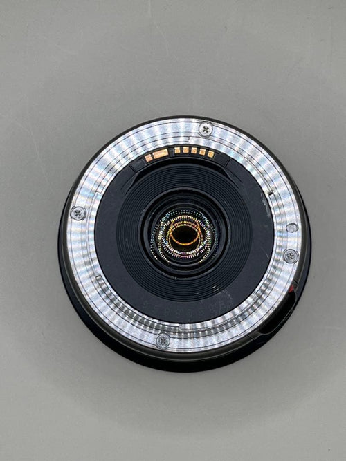 Canon Zoom Lenses Ef 20-35Mm F3.5-4.5 Usm