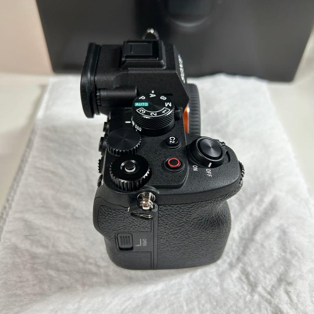 Sony Mirrorless Interchangeable Lips 7