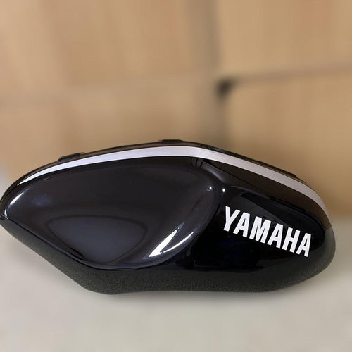 Yamaha Motor Tanks Xsr900