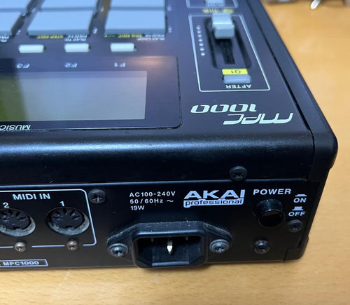 Akai Professional Samplers Mpc1000