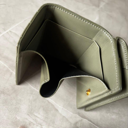 Saint Laurent Trifold Wallets 3