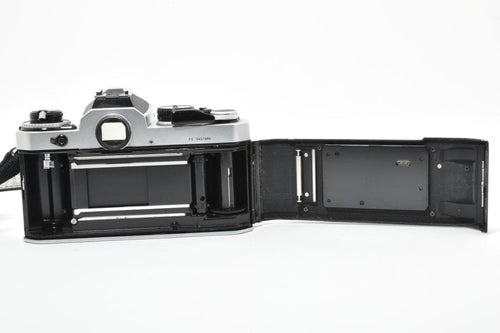 Slr Camera (Film) Nikon Fe #20932