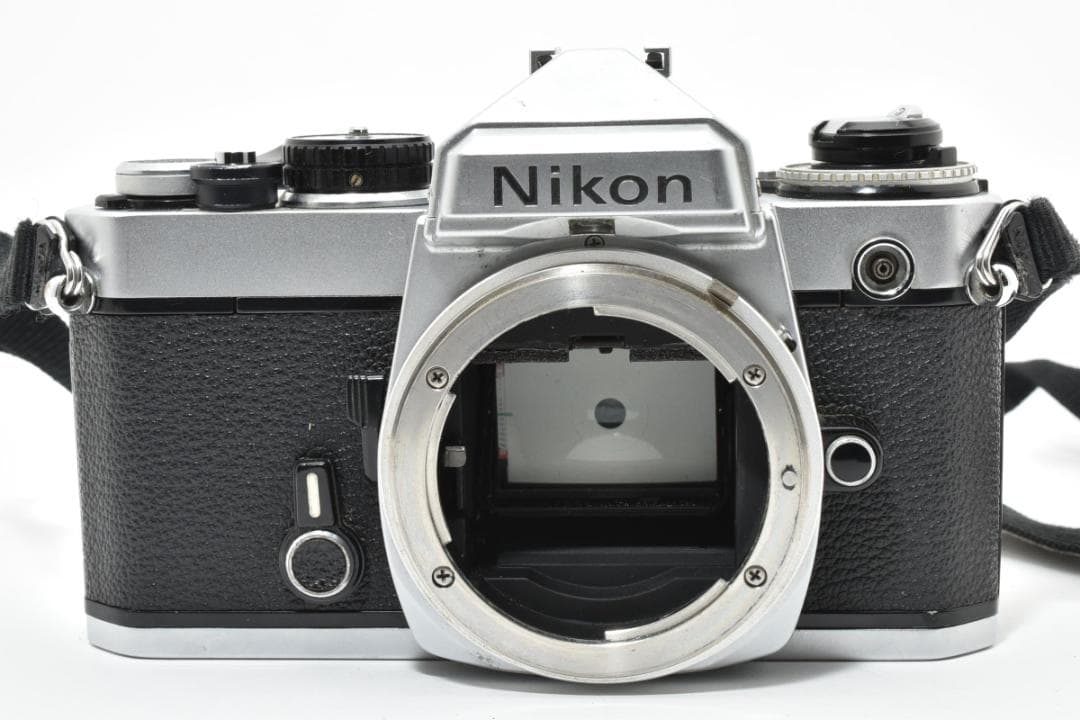 Slr Camera (Film) Nikon Fe #20932
