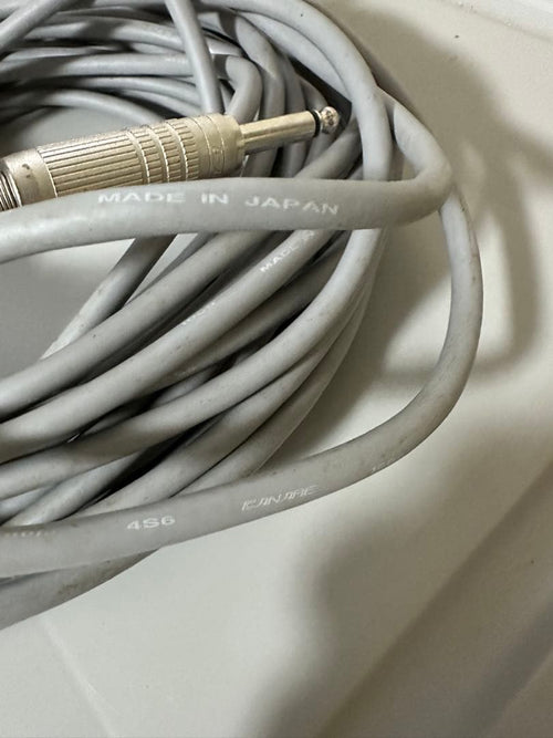 Cables Shields Canare 4S6