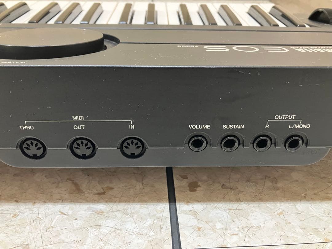 Other Yamaha Eos B2000