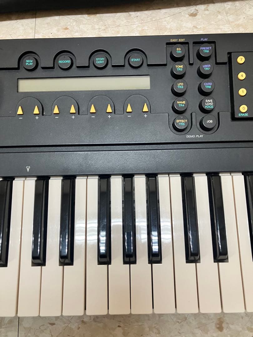 Other Yamaha Eos B2000