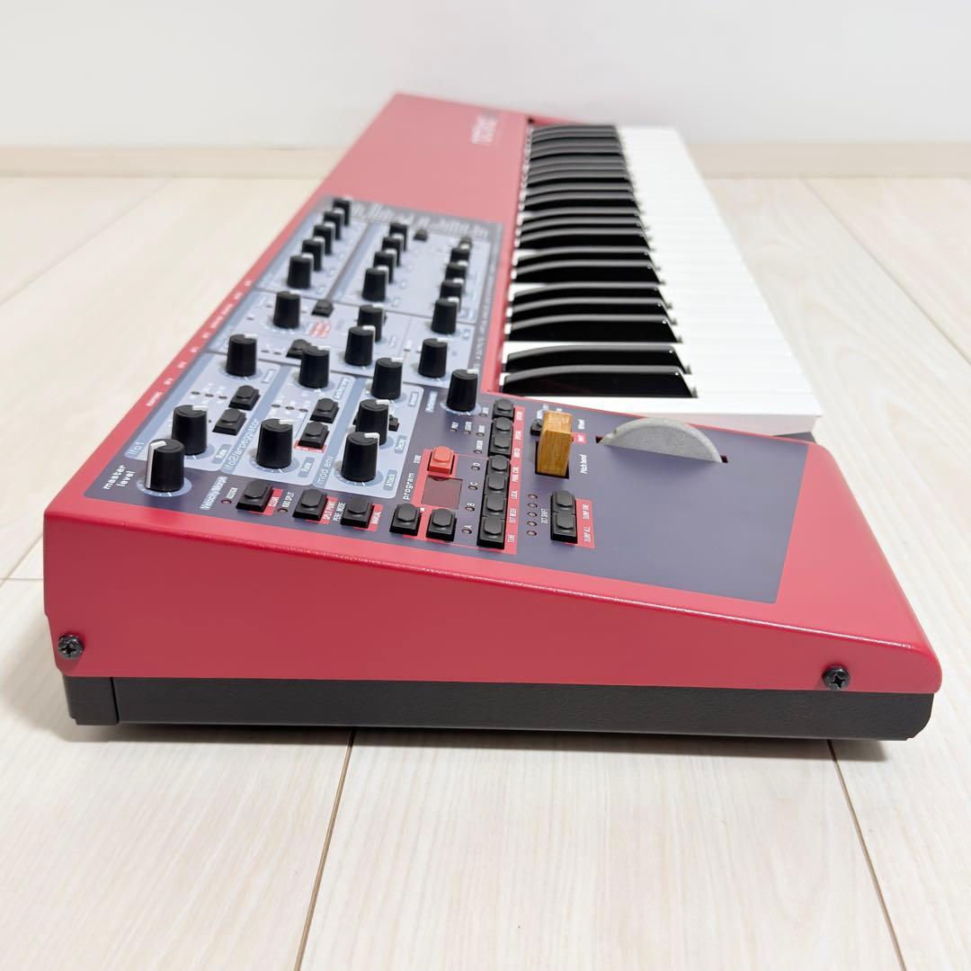 Clavia Analog Synthesizer Nord Lead 2X 49