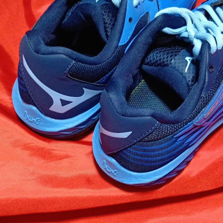 Mizuno Shoes