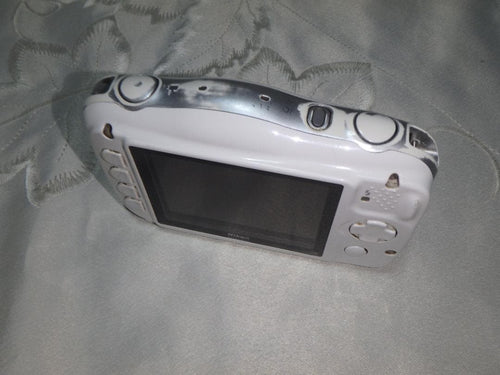 Nikon Compact Digital Cameras S33 Coolpix