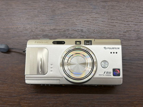 Fujifilm Other F810
