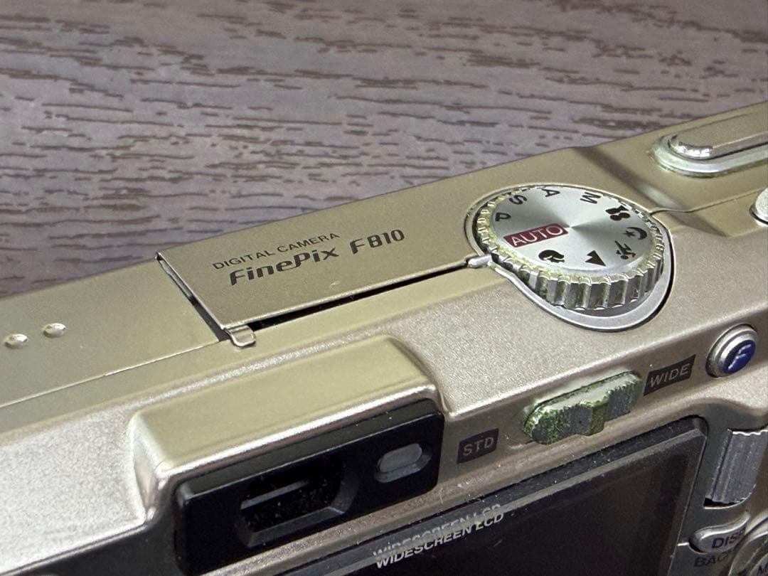 Fujifilm Other F810
