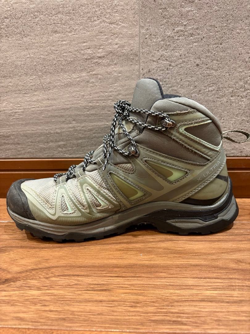 Salomon Mountaineering Trekking Boots X Ultra 3 Wide