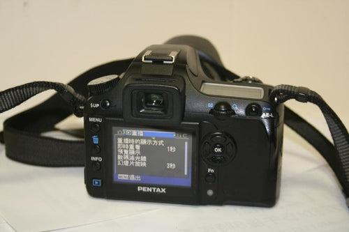 Pentax Digital Slrs K110D+ Af18-200 D11